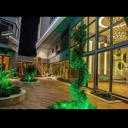Lux C-lounge Cleopatra, Cleopatra 알란야